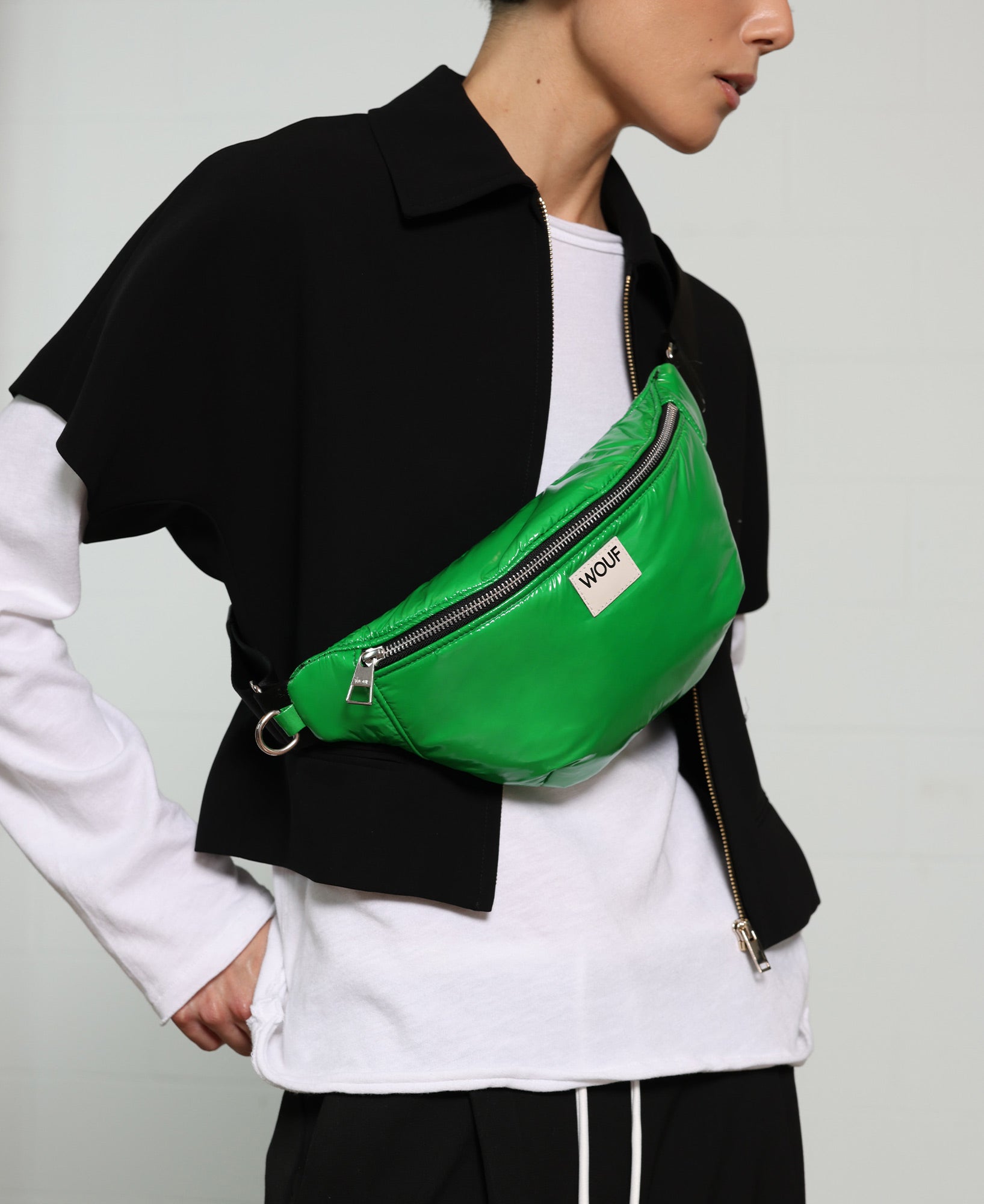 wouf-mesh-basil-sac-banane-33-cm-recycl-glossy image 2