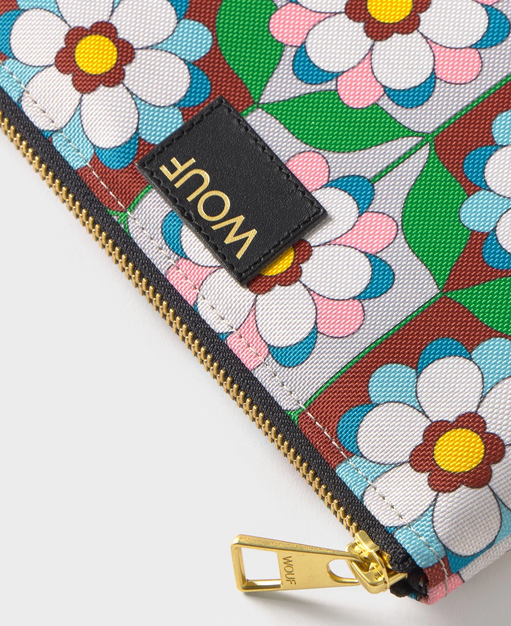 wouf-studio-kaleido-pochette-recycl-e-plate-21-cm image 2