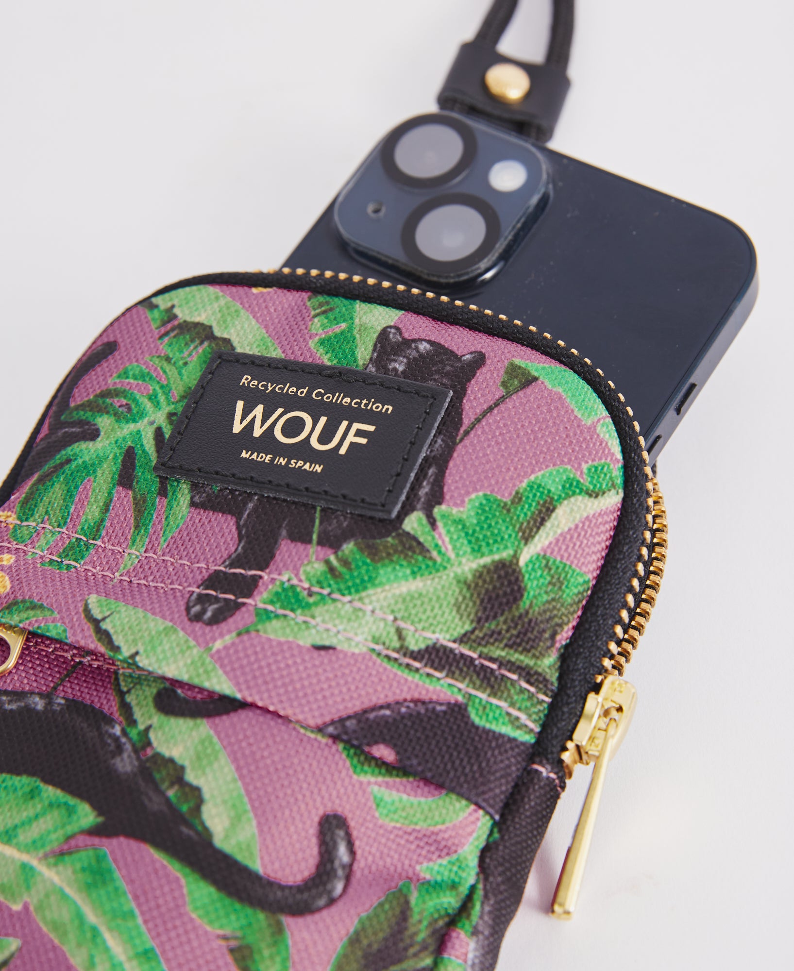 wouf-mesh-pochette-telephone-rose-yucata-recyclee-small image 3