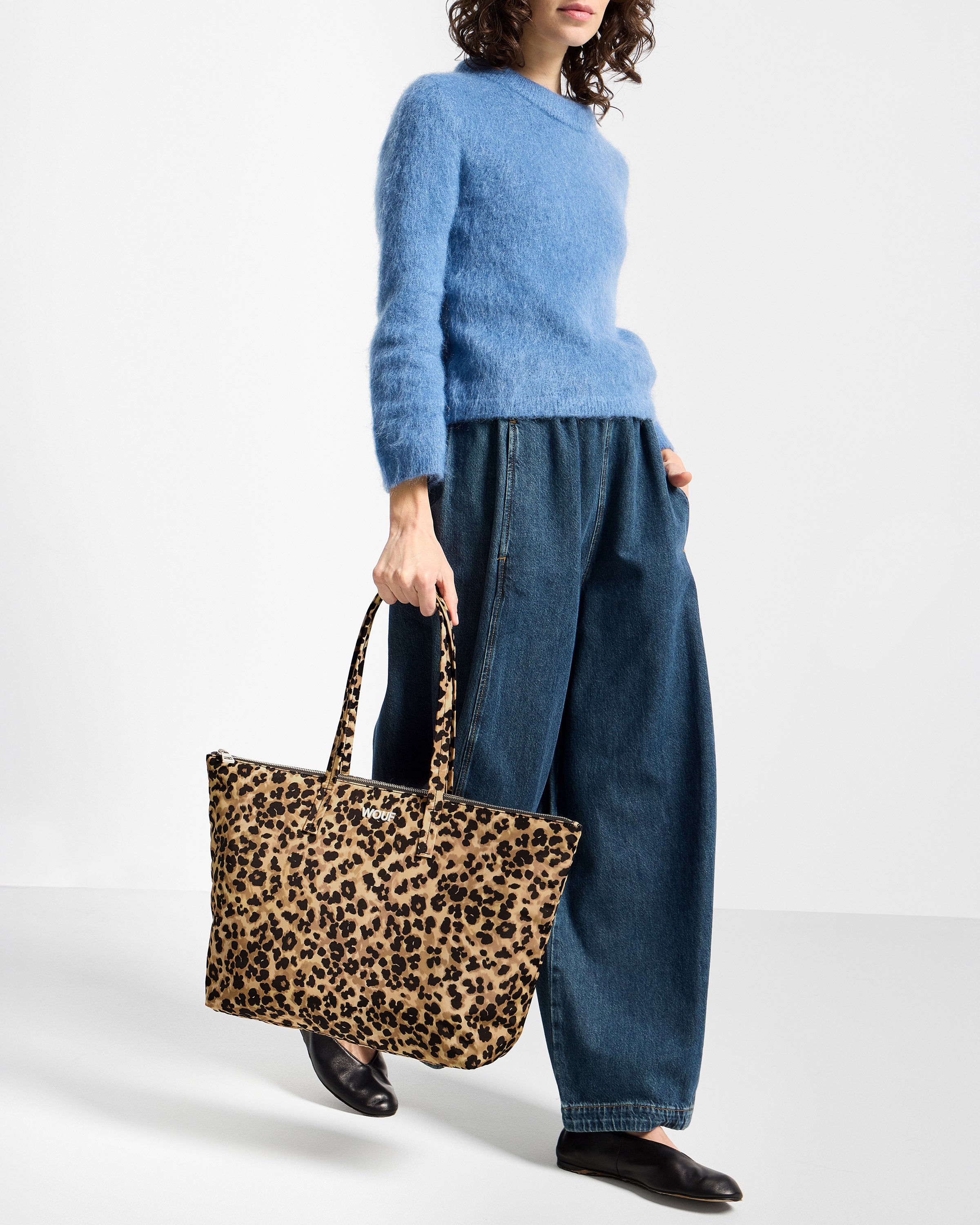 wouf-studio-feline-shopper-bag-matelass-52-cm image 3