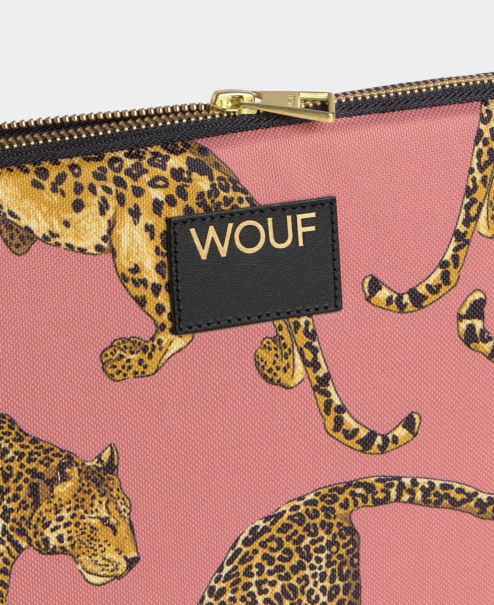 wouf-studio-blush-leopard-housse-ordinateur-15-16-l-opard image 5