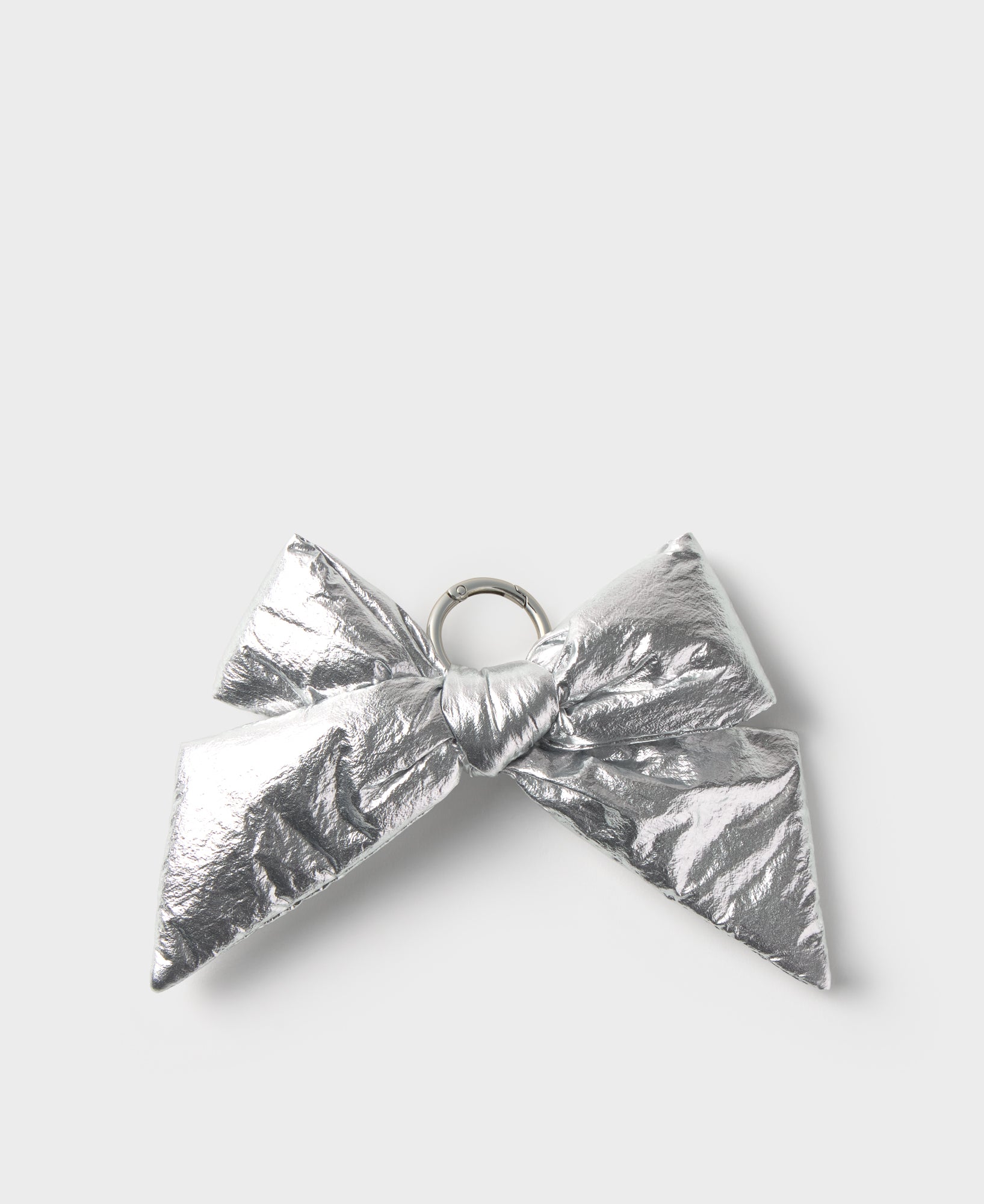 wouf-glossy-charm-silver-bow-nylon-recycl-argent image 1