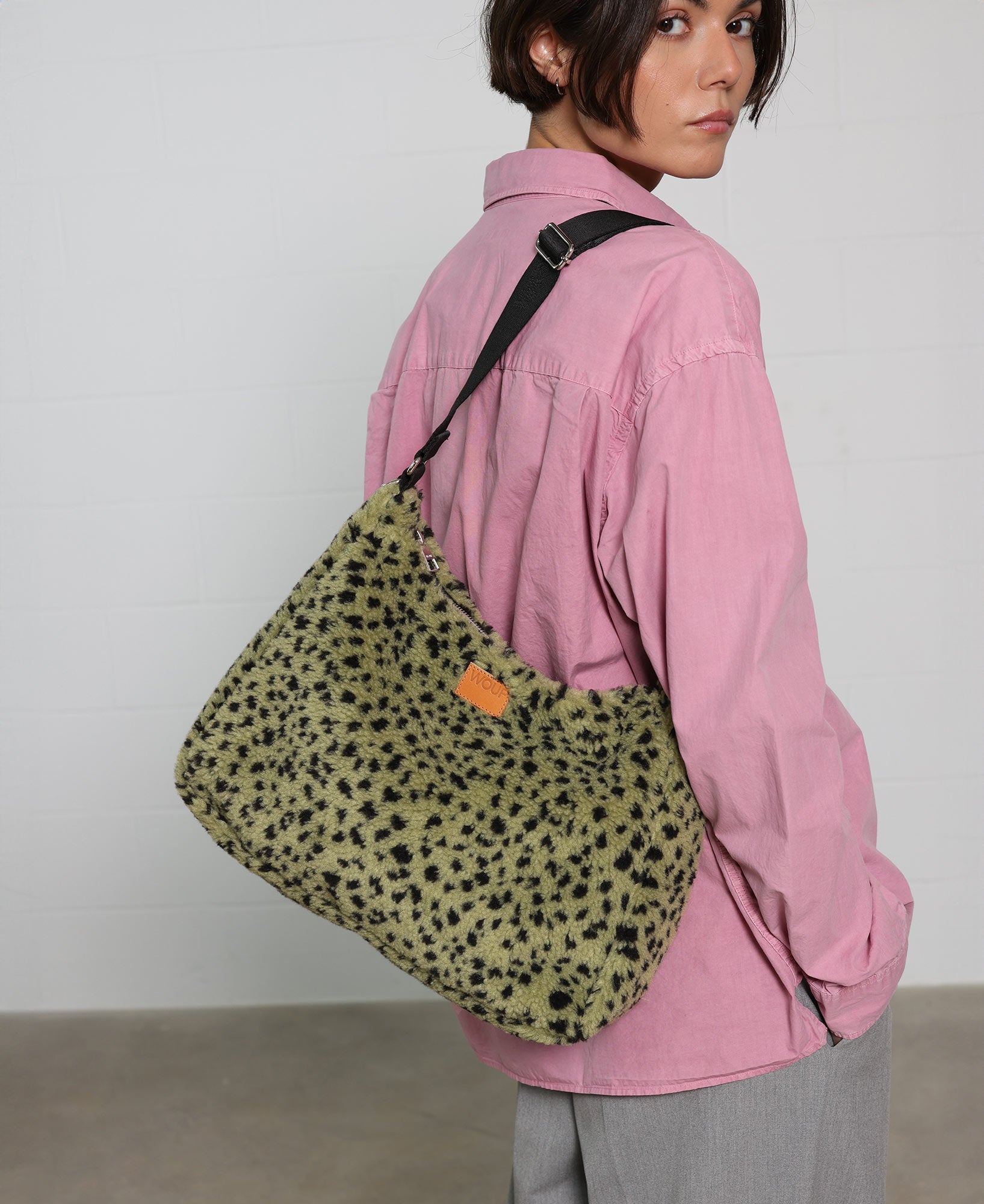 wouf-teddy-sac-hobo-olivia-40-cm-polyester-recycl image 2