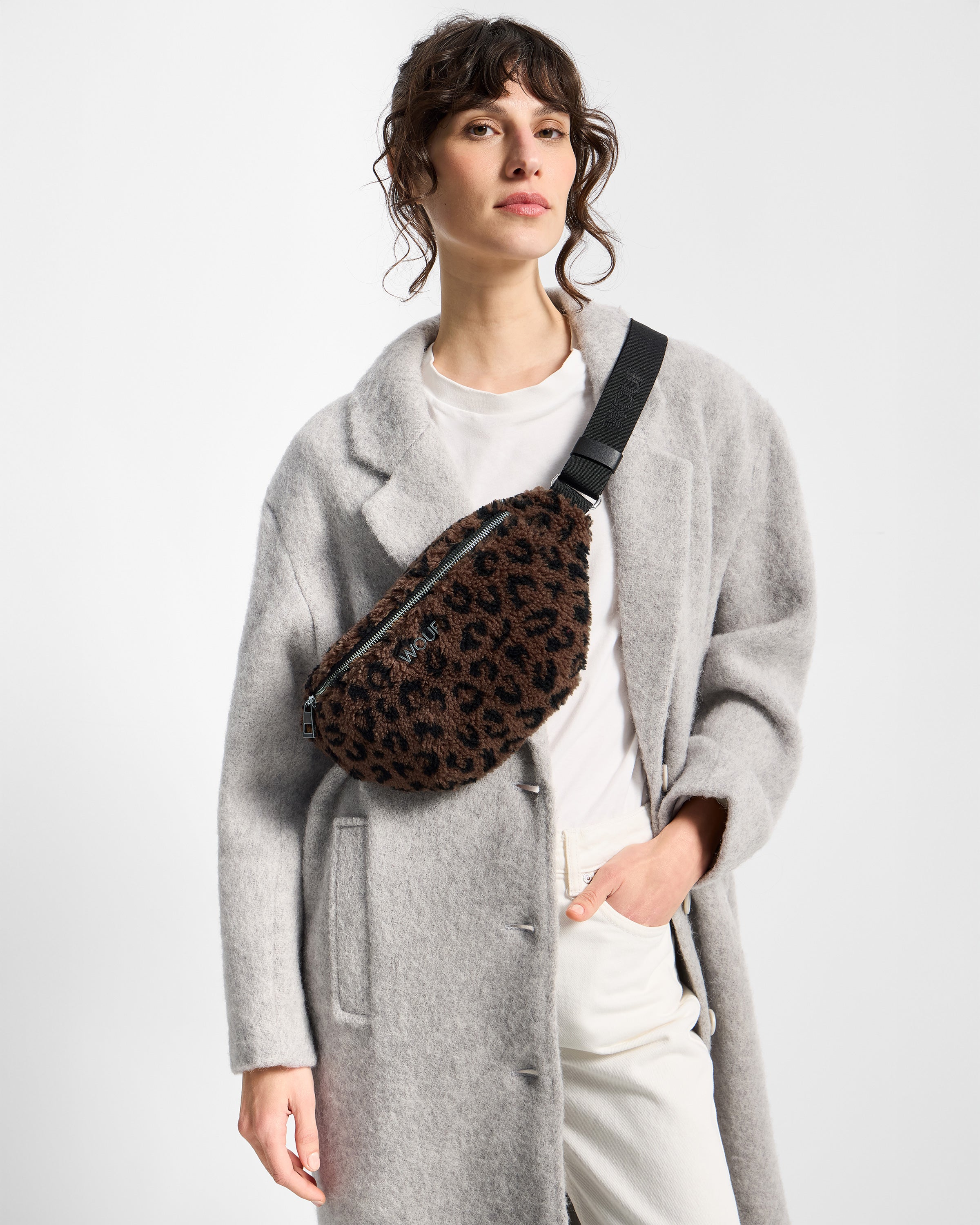 wouf-teddy-romy-sac-banane-polyester-recycl-30-cm image 2
