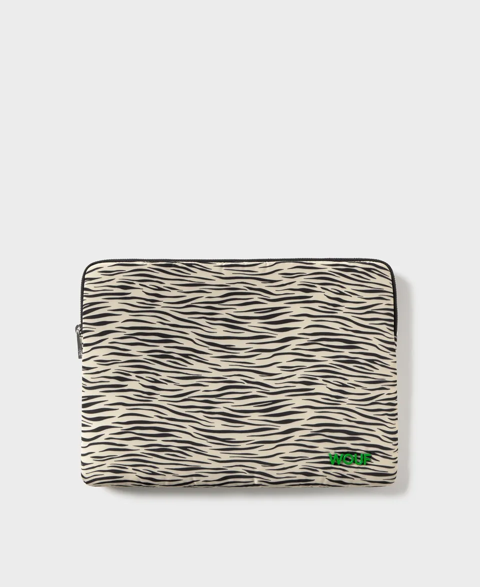 wouf-studio-zebra-hit-housse-ordinateur-13-14-pouces image 1