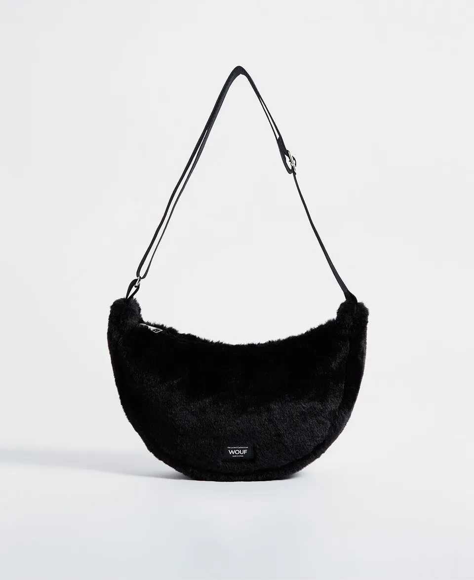 wouf-glossy-black-forest-sac-bandouli-re-fourrure image 1