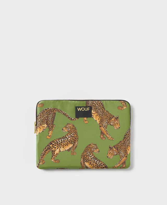 wouf-studio-olive-leopard-housse-ipad-11-support-stylet image 1