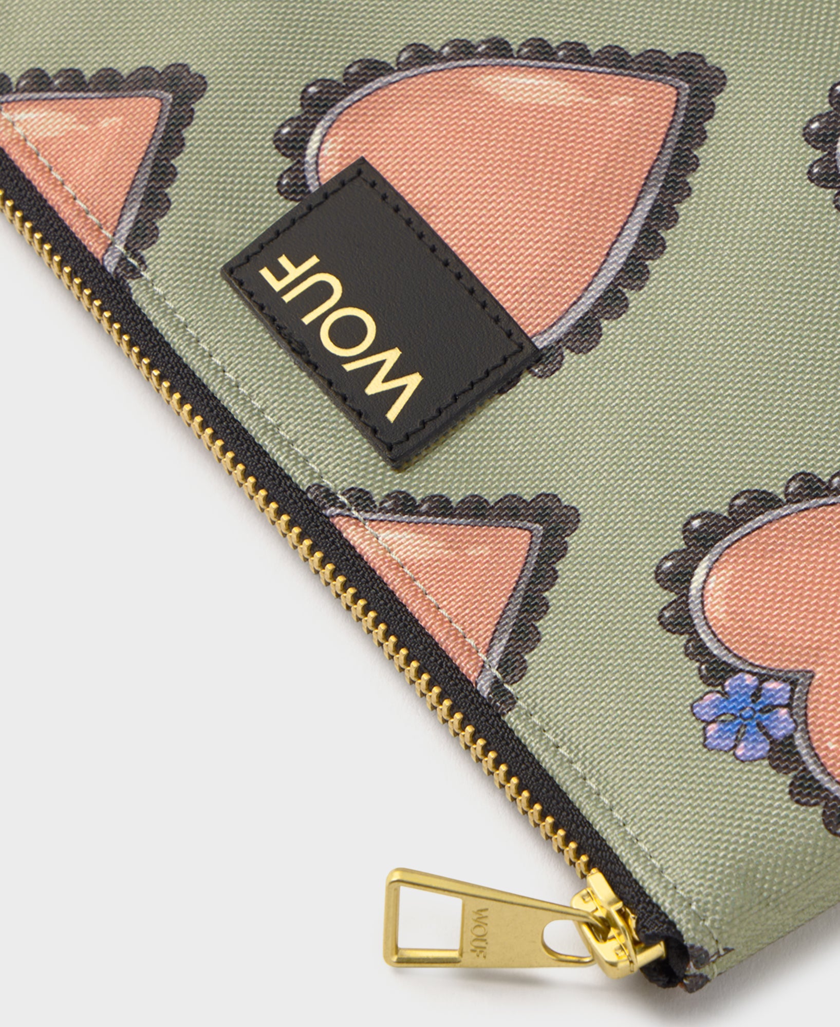 wouf-studio-glow-pochette-21-x-14-cm-polyester-recycl image 2