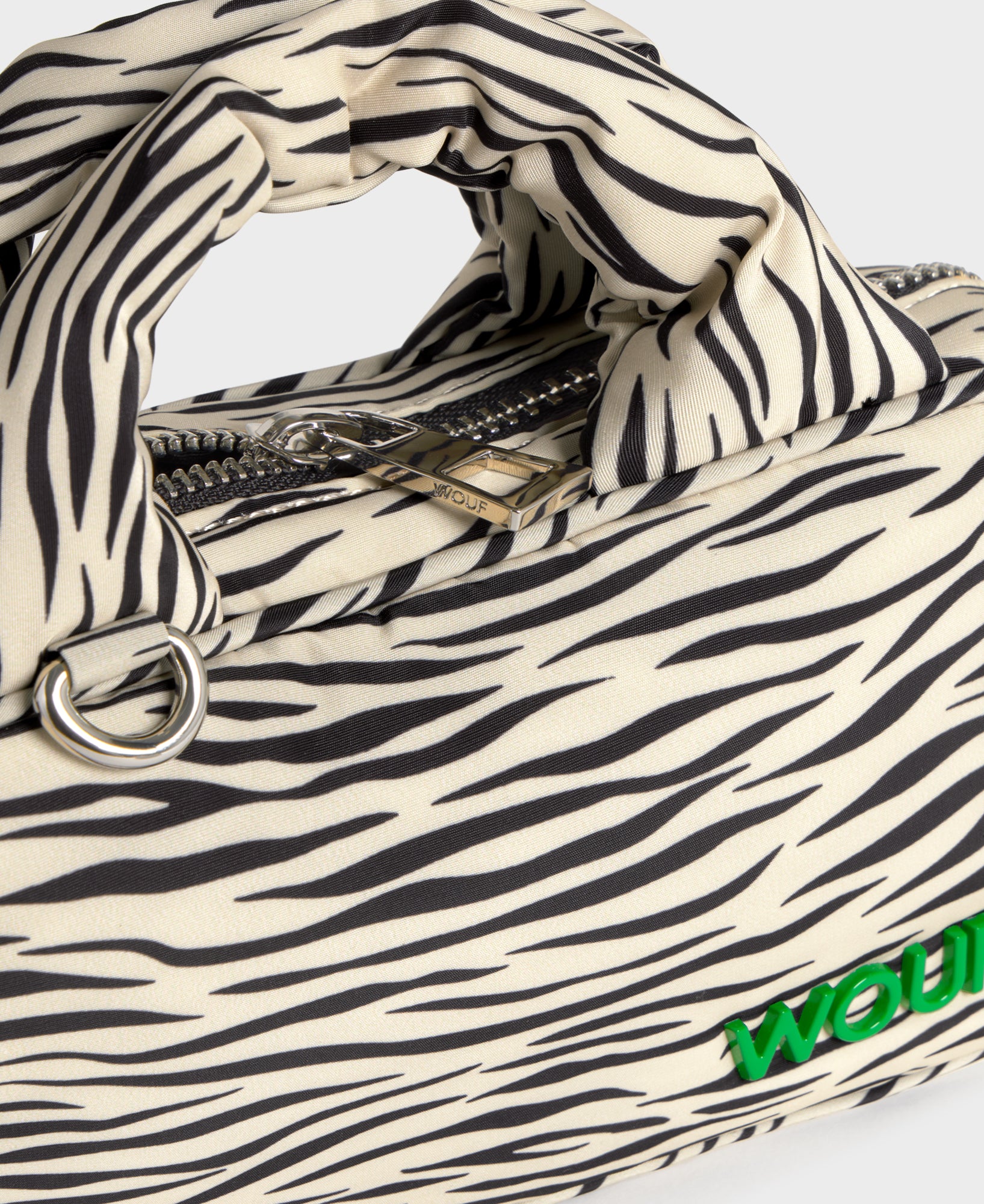 wouf-studio-zebra-hit-mini-sac-20-cm-imprim-z-bre image 5