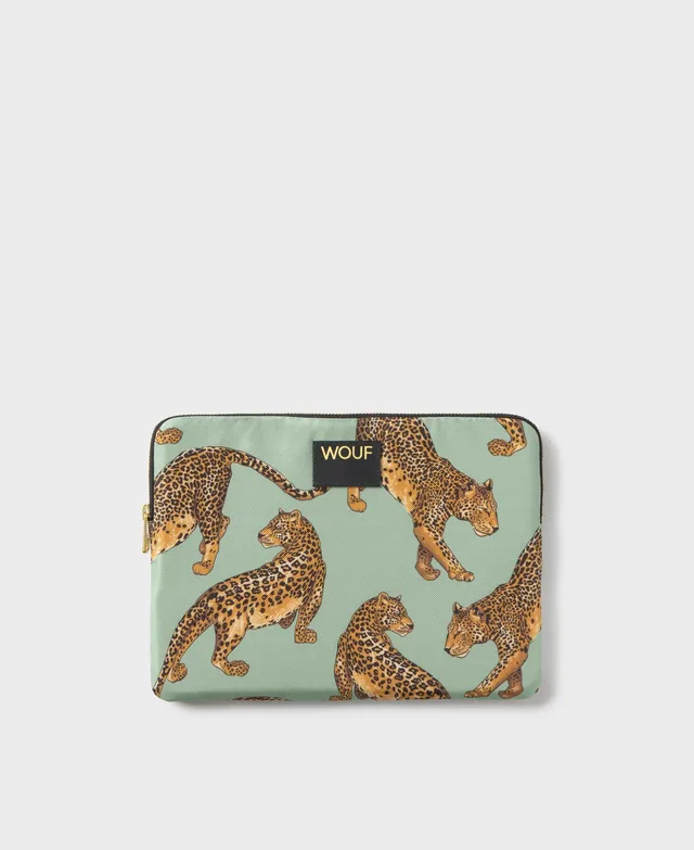 wouf-studio-emerald-leopard-housse-ipad-11-pouces-recycl-e image 1
