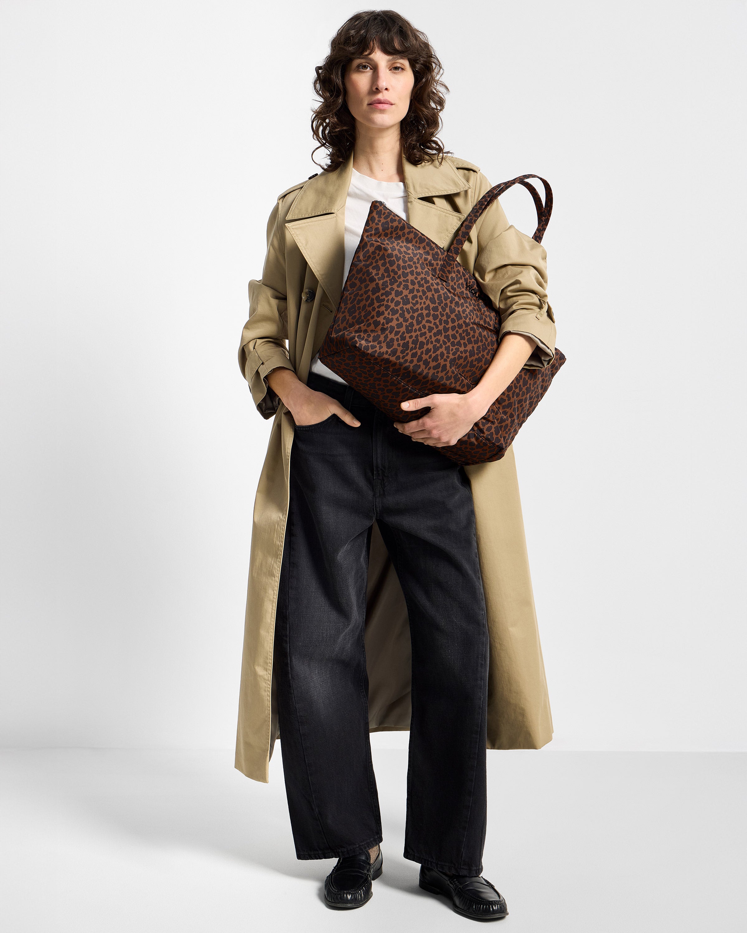 wouf-daily-leo-sac-cabas-matelass-recycl-52-cm image 2