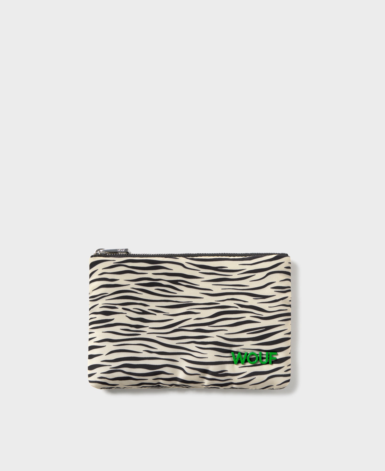 wouf-studio-zebra-hit-pochette-matelass-e-recycl-e image 1