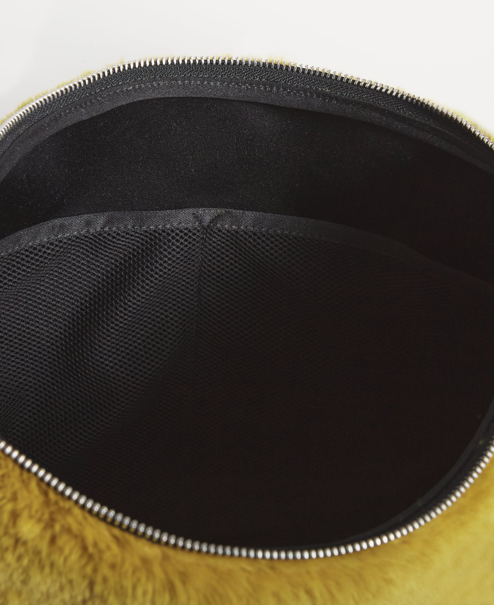 wouf-mesh-foxie-grand-sac-bandouli-re-fourrure-recycl-e image 2
