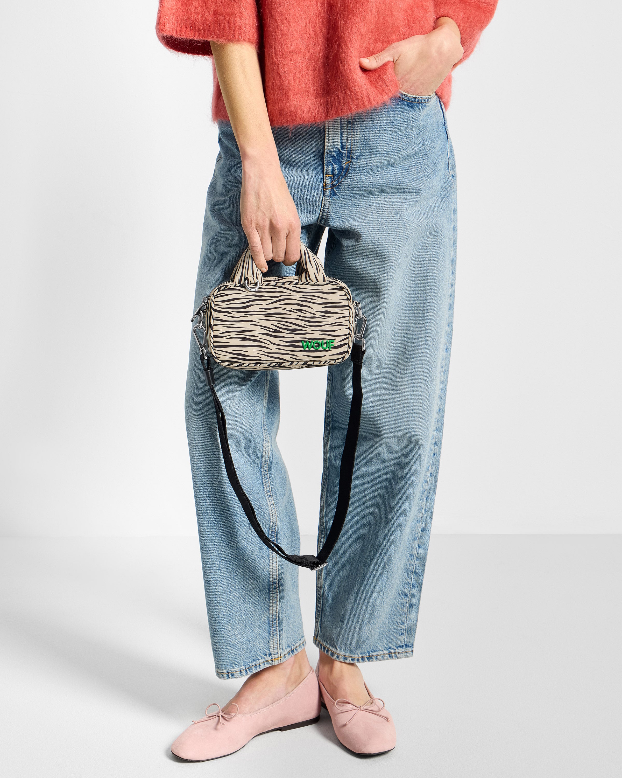 wouf-studio-zebra-hit-mini-sac-20-cm-imprim-z-bre image 3