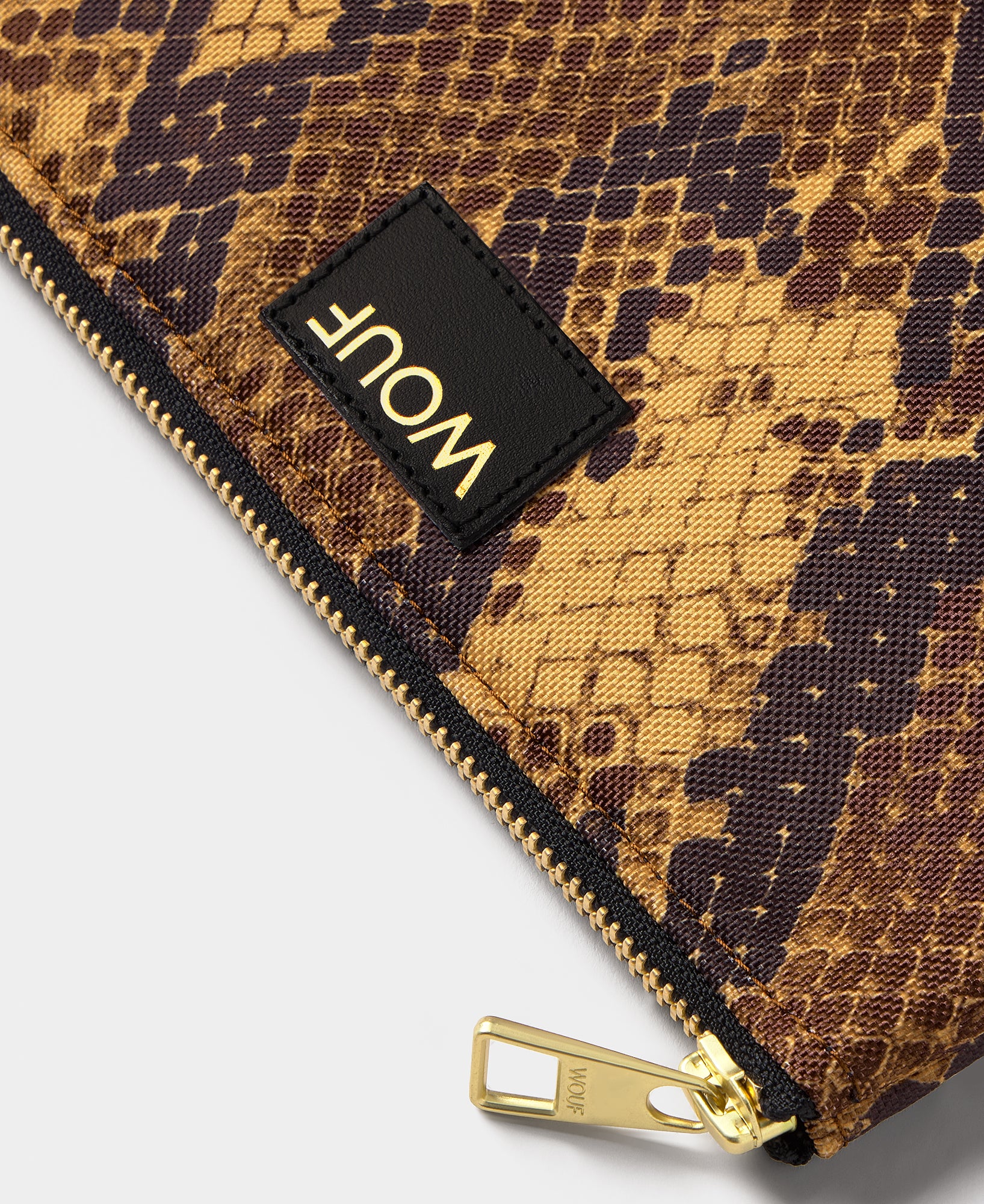 wouf-daily-boa-pochette-plate-zipp-e-imprim-recycl image 2