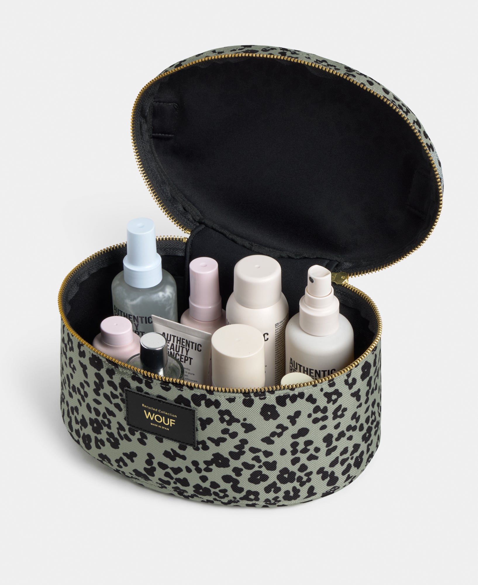 wouf-studio-steel-roar-vanity-trousse-de-toilette-23-cm image 3