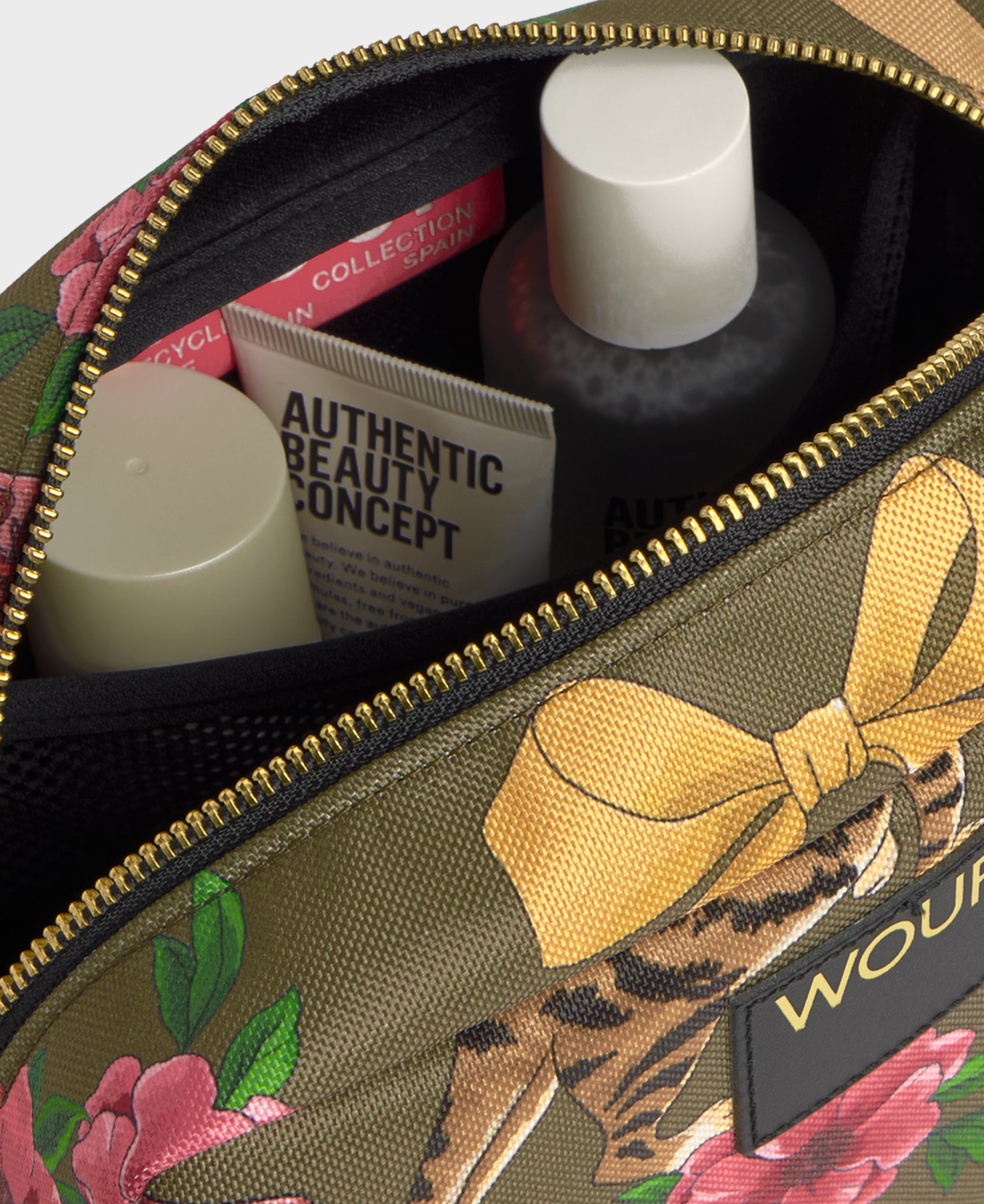 wouf-daily-rodeo-trousse-de-toilette-polyester-recycl image 4