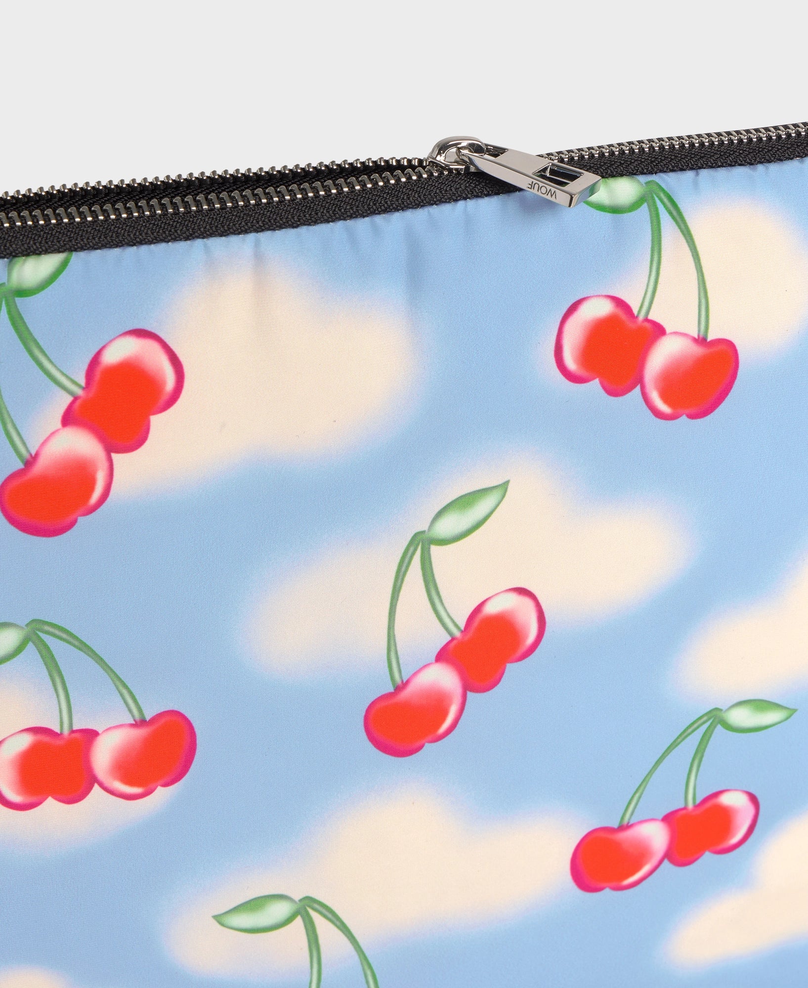 wouf-studio-cherry-sky-housse-ordinateur-13-14-recycl-e image 4