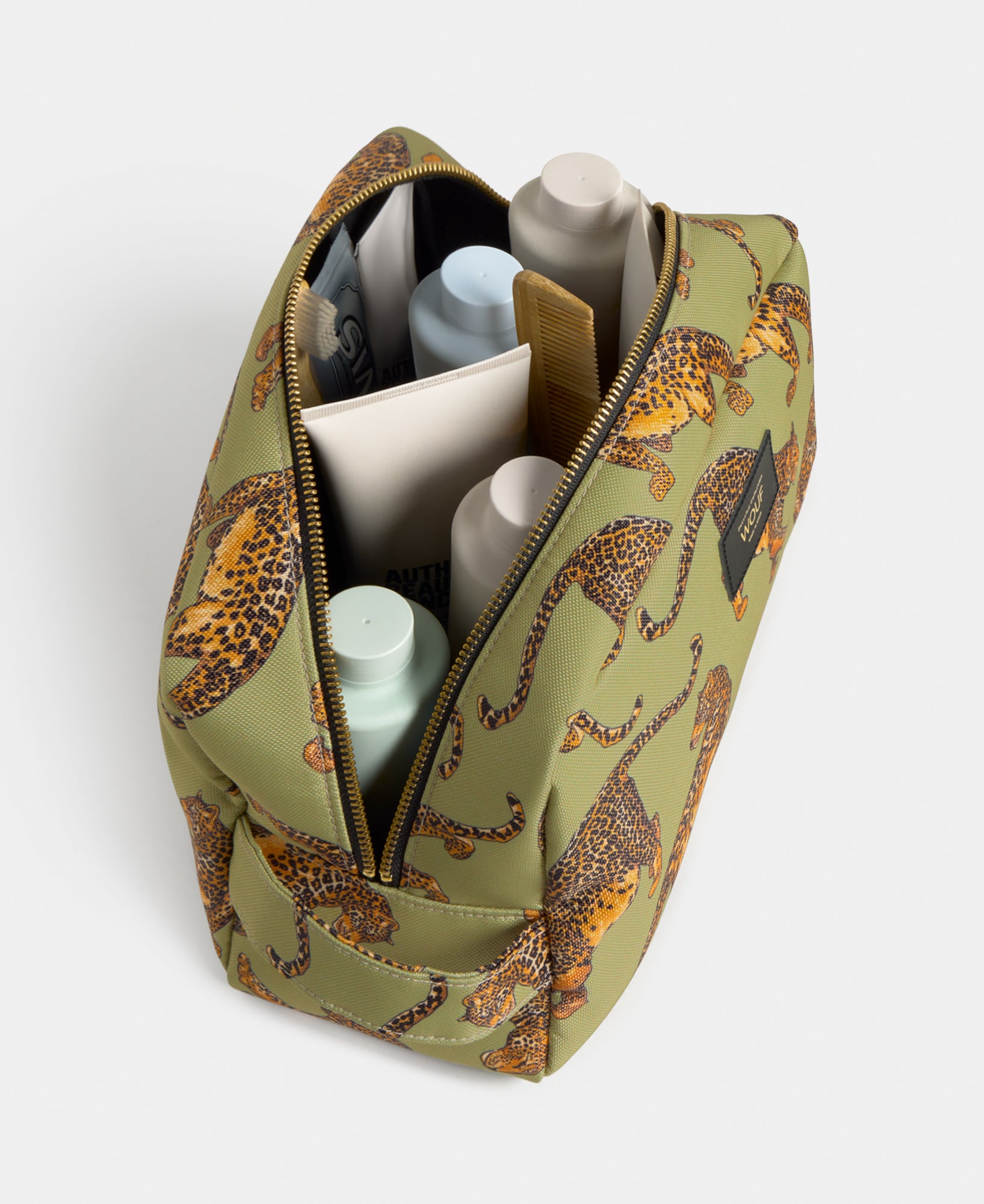 wouf-studio-avo-leopard-grande-trousse-de-toilette-l-opard image 2