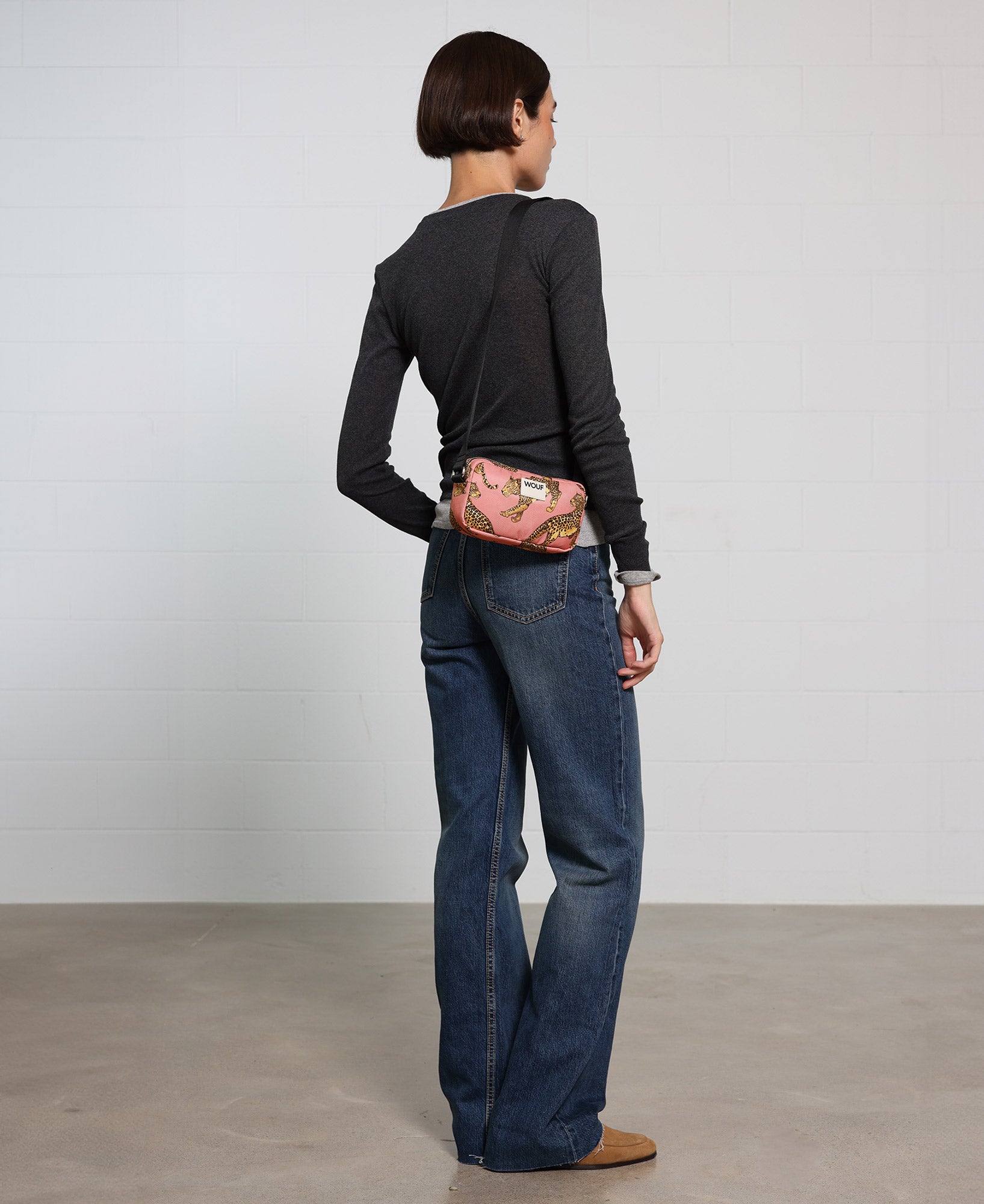 wouf-studio-blush-leopard-mini-sac-bandouli-re-l-opard image 3