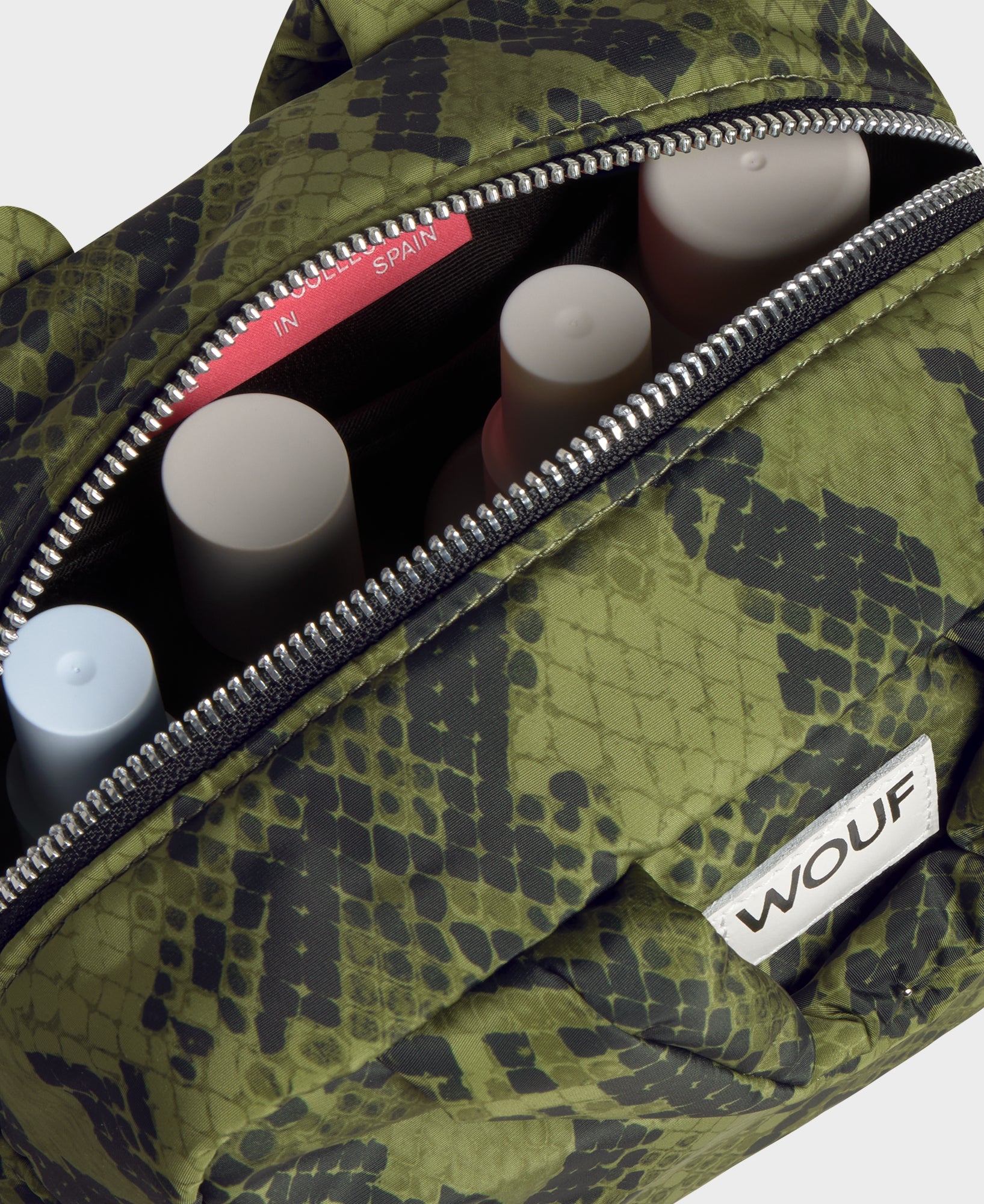 wouf-daily-cobra-trousse-de-toilette-polyester-recycl image 4